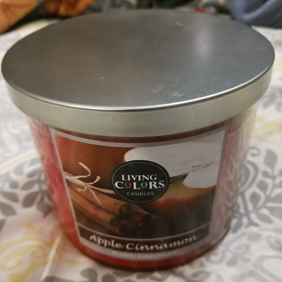 NWT! LIVING COLORS CANDLE - Picture 1 of 5